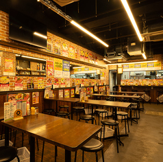 大人数が入る広々とした店内です!