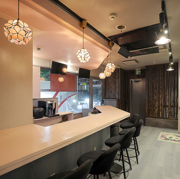 犬猫カフェ put on lap プットオンラップ 今池の雰囲気1