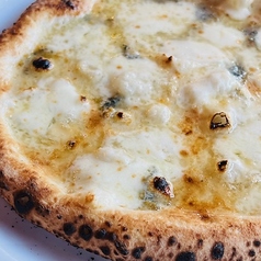 水牛モッツァレラのチンクエフォルマッジイタリア産ハチミツがけ[S]