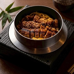 鰻玉釜飯