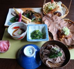 飛騨高山お食事処「大喜」の山菜料理