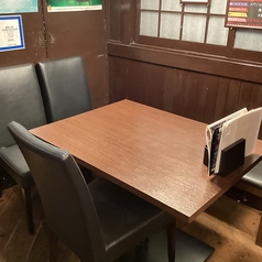 テーブル席　5名様掛け