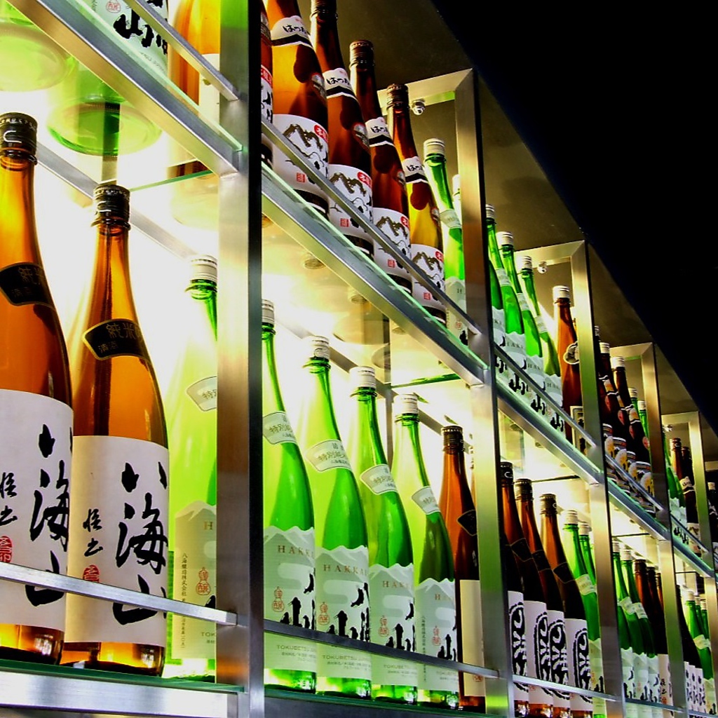 新潟・八海山とのコラボレーション店！全ての種類の八海山を品揃え。