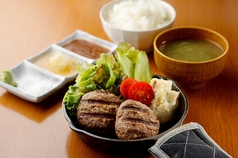 dining & bar 牛つくねコネルのおすすめランチ1