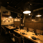 少数から団体様まで多種多様に対応できる個室です♪