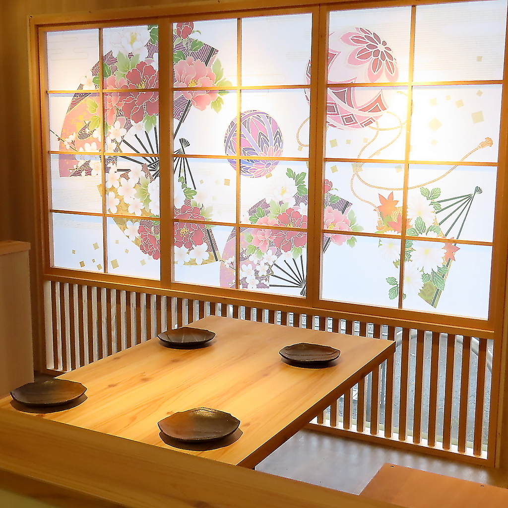 2名や4名/6名/8名など様々なシーンに合わせたお席がございます！掘りごたつ個室・テーブル席など様々