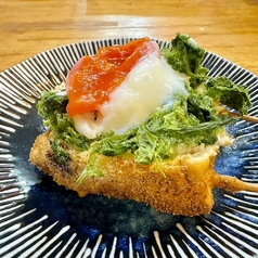 【5大名物】No.4鰆の串カツ あおさ海苔と半熟卵/980円