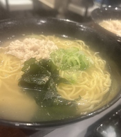 〆のラーメン等、一品料理