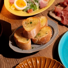 バケット　ガーリック風味