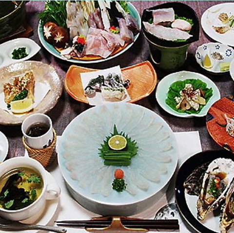 くつろげるお宿で新鮮な贅沢海鮮コース料理☆ ※お写真は10月～3月末までのお料理です