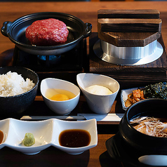 焼肉酒場 炭次郎の特集写真