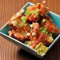 料理メニュー写真&nbsp;鶏もも肉の極み昆布〆唐揚げ