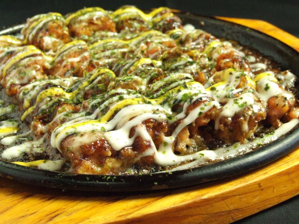 フワフワアツアツのお好み焼き！ボリュームも◎で満足。