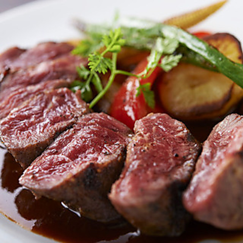 隠れ家のようなおしゃれ空間◎各種宴会に2.5H飲み放題付きコース5800円(税込)～！