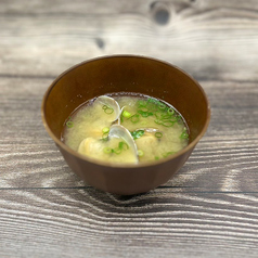 〆のあさりのお味噌汁