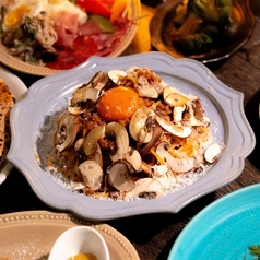 黒毛和牛とジャパンXのミートソース マッシュルーム添え