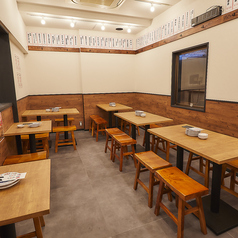 餃夢中 広島本通店の雰囲気3