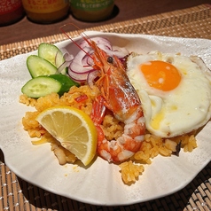 トム！ヤム！くん炒飯