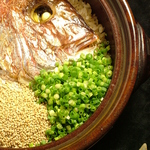 町家自慢の鯛飯。来たなら必ず注文したい逸品。1420円
