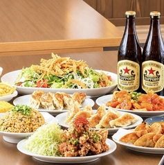 餃子と瓶のコース写真