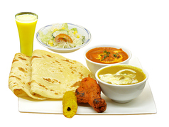 eim s エイムズ 伊勢原店の特集写真