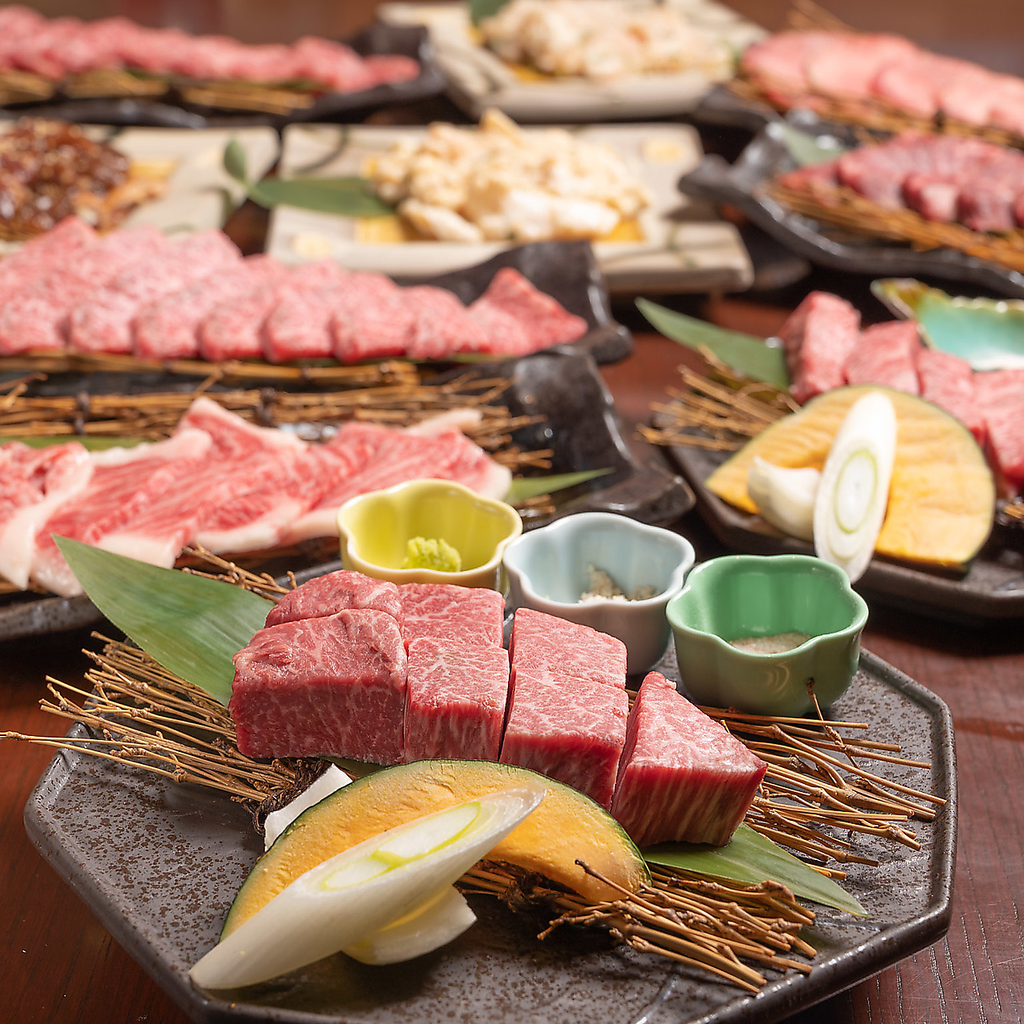 厳選して取り入れた、こだわりのお肉を皆さまにご提供いたします。是非ご賞味ください。