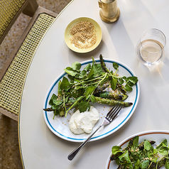 アスパラガスのグリル - 柚子胡椒クリーム、セサミソルトの写真