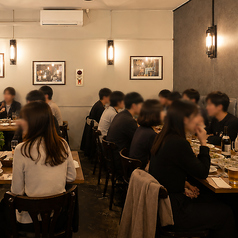 30名様~OK!【新歓・送別会・歓迎会・懇親会などに◎】生ビールやスパークリングも含む飲み放題に加えて、貸切料・スクリーンなど使用料無料！お時間の延長なども承れます♪まずはお気軽にお電話にてご相談ください！