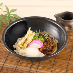 冷やしごぼう天肉うどん