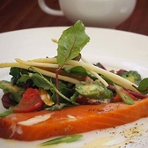 【主要カード利用可能で便利なお支払い】 お会計時には各種クレジットカード（VISA、Master、JCB、AMEX、Diners）をご利用いただけます。お支払いはスムーズに、お食事を心ゆくまでお楽しみください。