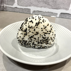 ごましおおにぎり