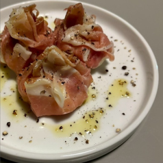 マッシュポテトの生ハム包み