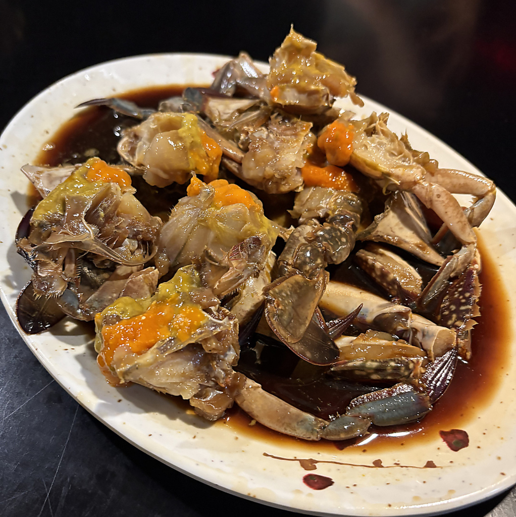 【究極の逸品】卵がぎっしり！特大ワタリガニの最高級「カンジャンケジャン」