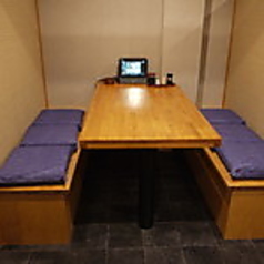 焼き鳥 ギャング まつやま店の雰囲気2