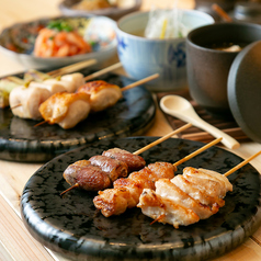 新鮮な鶏を使った絶品焼き鳥や鶏料理をご提供します！