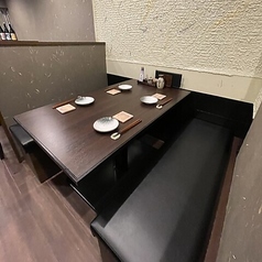 炭火Deとりやの雰囲気3