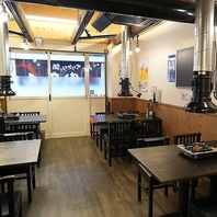 木目を基調とした心地よい店内です。