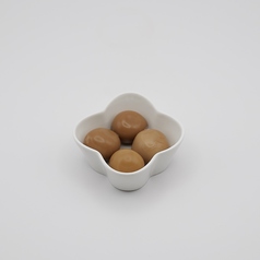 うずらの燻製卵
