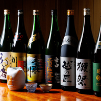 鮨に寄り添う日本酒。選りすぐりの一杯をご用意