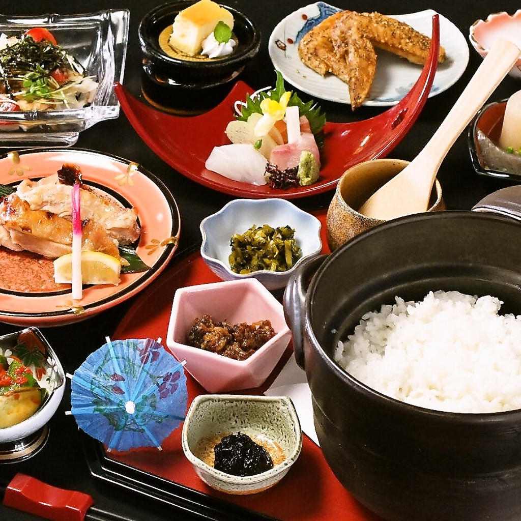 八海山も…飲み放題付コースは4500円～、こだわりの土鍋飯中心に和食がお楽しみ頂けます。