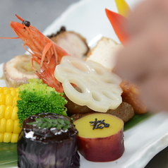 【４名の熟練の板前による「技」と「味」】