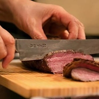 お肉にもお酒にも…仕入れと品質へのこだわり