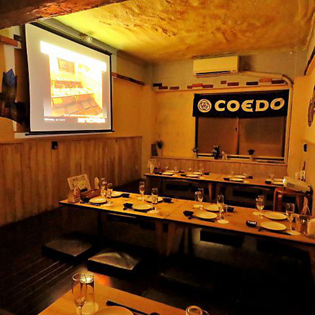 40インチTV・７０インチプロジェクター・ＤＶＤ完備！お好きな動画等流せます♪i phone等と接続可！