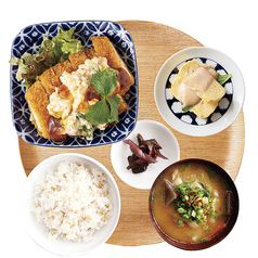 自家製タルタルソースのトンカツ南蛮