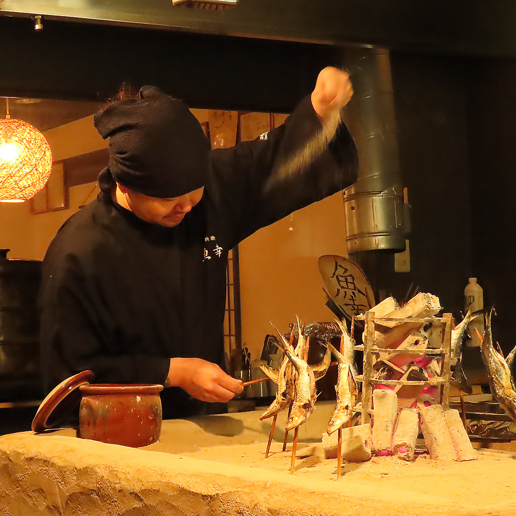 【原始焼き】一本一本丁寧に直火ではなく遠赤外線でじっくりと焼き上げてご提供しております♪