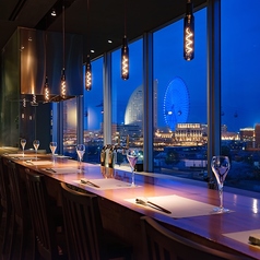 弥助の奥の写真