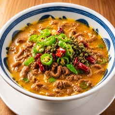 牛肉の黄金スープ煮込