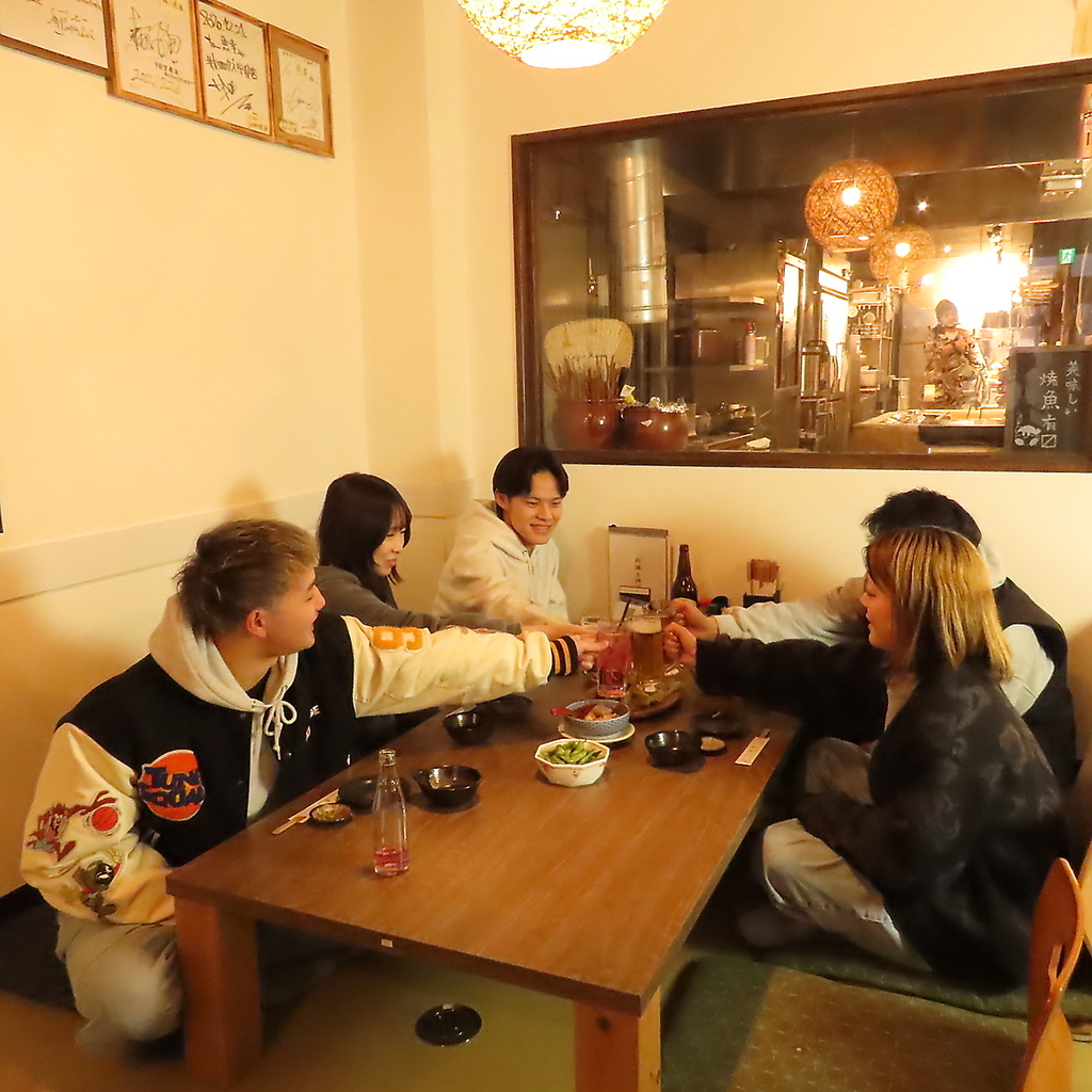 【宴会にぴったり】飲み放題付きコースあり◎座敷やテーブル・個室席もあり用途にあわせて利用可能！