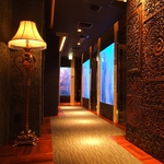 装飾品まで本場バリから調達するこだわりは、まるでバリリゾートテーマパーク！