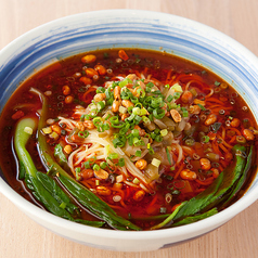 スープと麺がマッチした『重慶小麺』